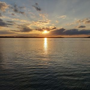 Meet your Posher, Warner